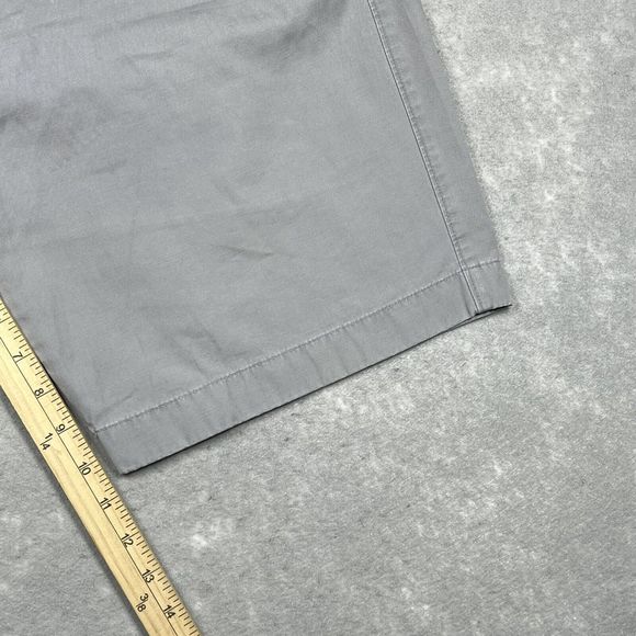 J Crew Shorts Mens 36 Gray Flat Front Chino Cotton 10" Inseam Preppy - Picture 4 of 11